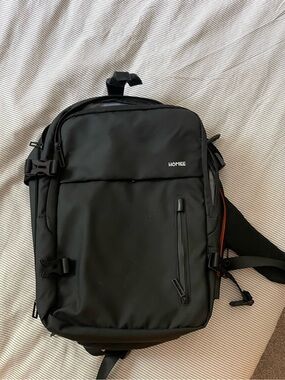 Homie Black Men's Commuter Backpack with Organized Pockets